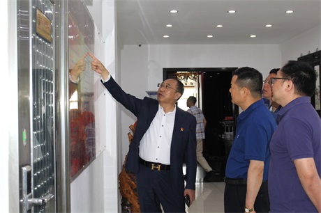 荆门市市委副秘书长杨希林领导一行莅临 天津3499手机版拉斯维加斯,3499拉斯维加斯集团参观考察