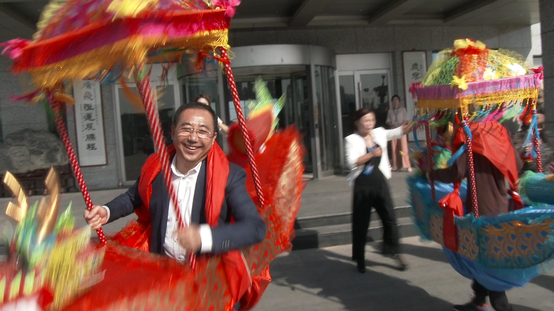 弘扬传统文化 彰显恒运魅力 3499手机版拉斯维加斯,3499拉斯维加斯集团欢喜闹秧歌