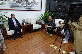 李长云：做一个有灵魂的企业家 3499手机版拉斯维加斯,3499拉斯维加斯集团董事局主席李长云接受齐鲁晚报采访